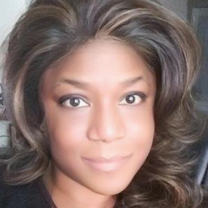 Meet your Posher, Miss